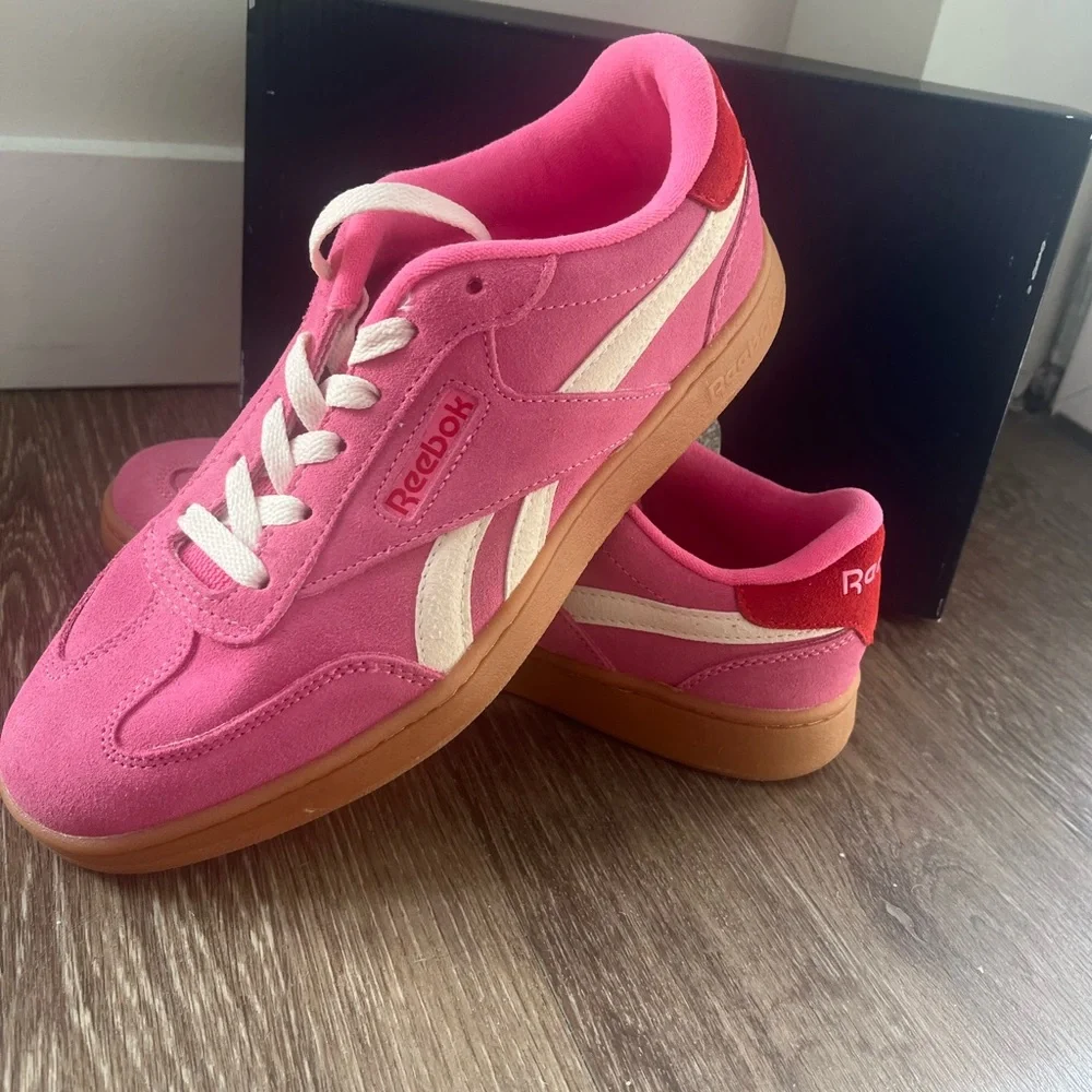 REEBOK Suede Forte Lounger Sneakers Pink Coral White Womens Size 8.5 NEW - Picture 4 of 11
